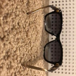 Burberry sunglasses